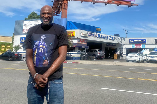 Lamar Odom, evacuat din vila de lux după ce nu a plătit chiria de 13.000€. Foto: Instagram