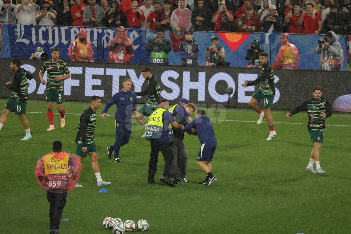 UEFA nu vrea să mai vadă astfel de momente, dar n-a putut fi evitat! Ce s-a întâmplat înainte de Germania - Portugalia