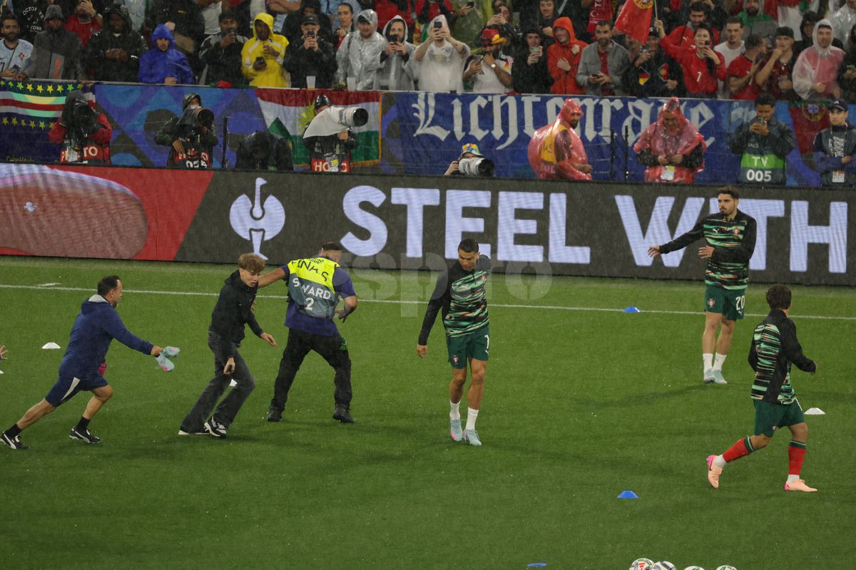 UEFA nu vrea să mai vadă astfel de momente, dar n-a putut fi evitat! Ce s-a întâmplat înainte de Germania - Portugalia