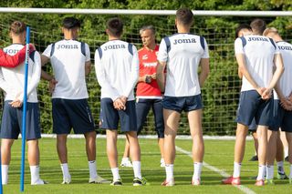 Lovitură grea: a părăsit cantonamentul României U21 și ratează Euro 2025! Daniel Pancu l-a trimis acasă