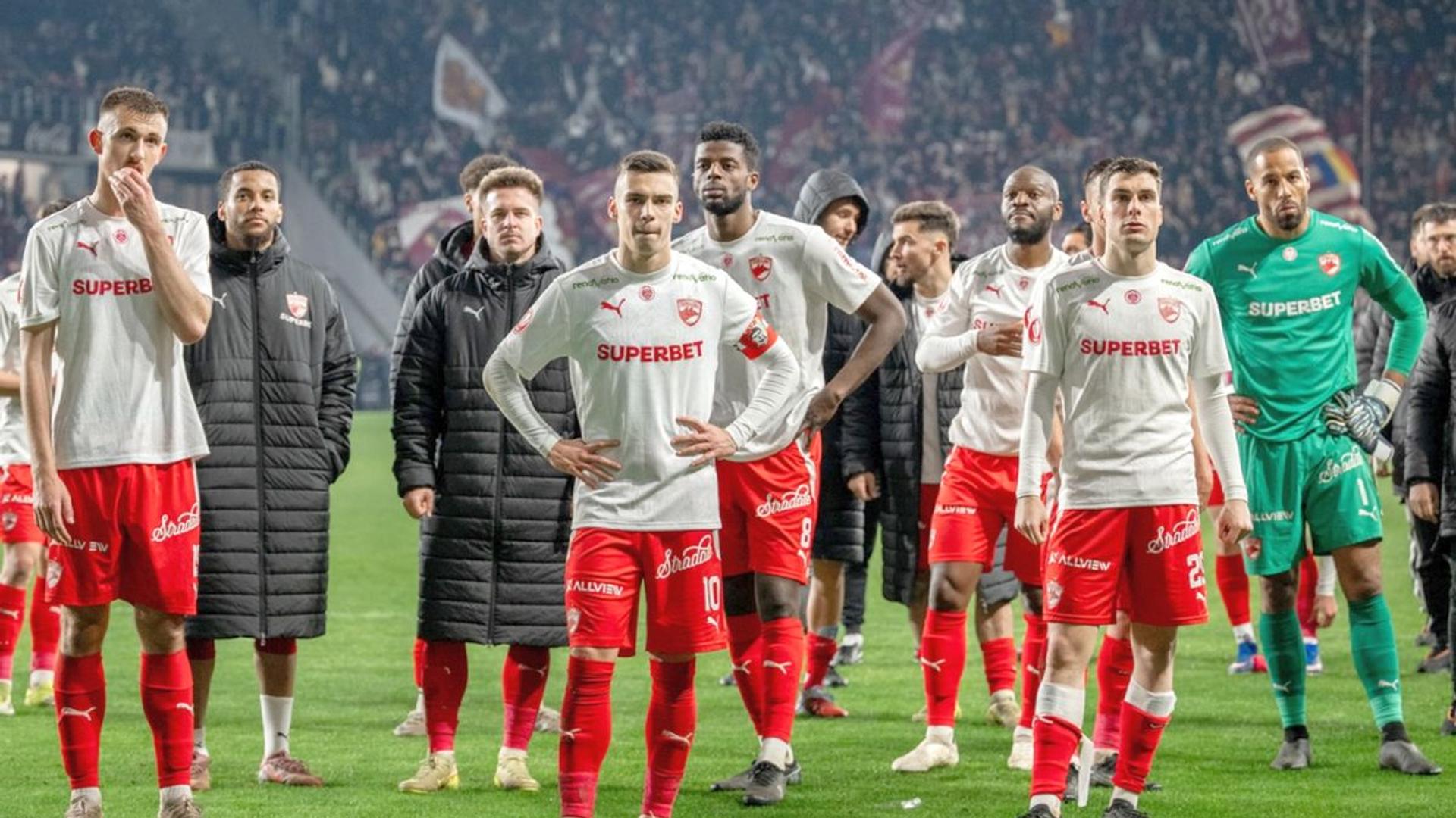 Florin Prunea discutând despre transferuri Dinamo și reconstrucție echipă, evidențiind plecări jucători importanți și nevoia de întăriri la poartă. | sursa foto: Gazeta Sporturilor