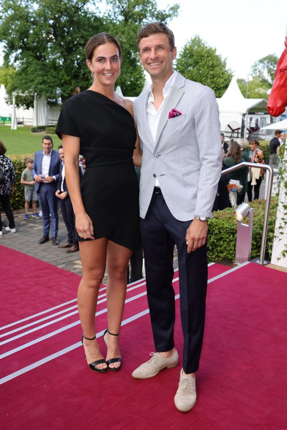 Avocatul familiei confirmă: „Thomas Muller și Lisa au divorțat”