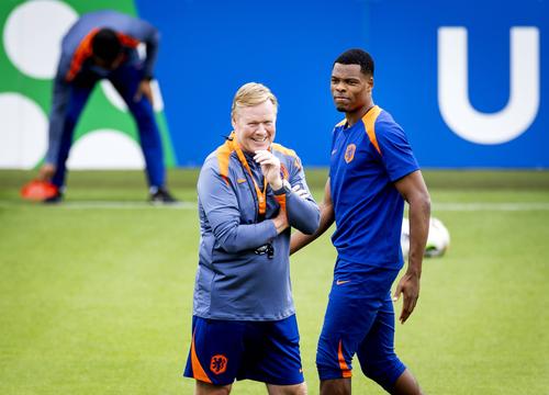 Ronald Koeman, glume pe seama transferului lui Denzel Dumfries la Real Madrid / foto: Imago Images