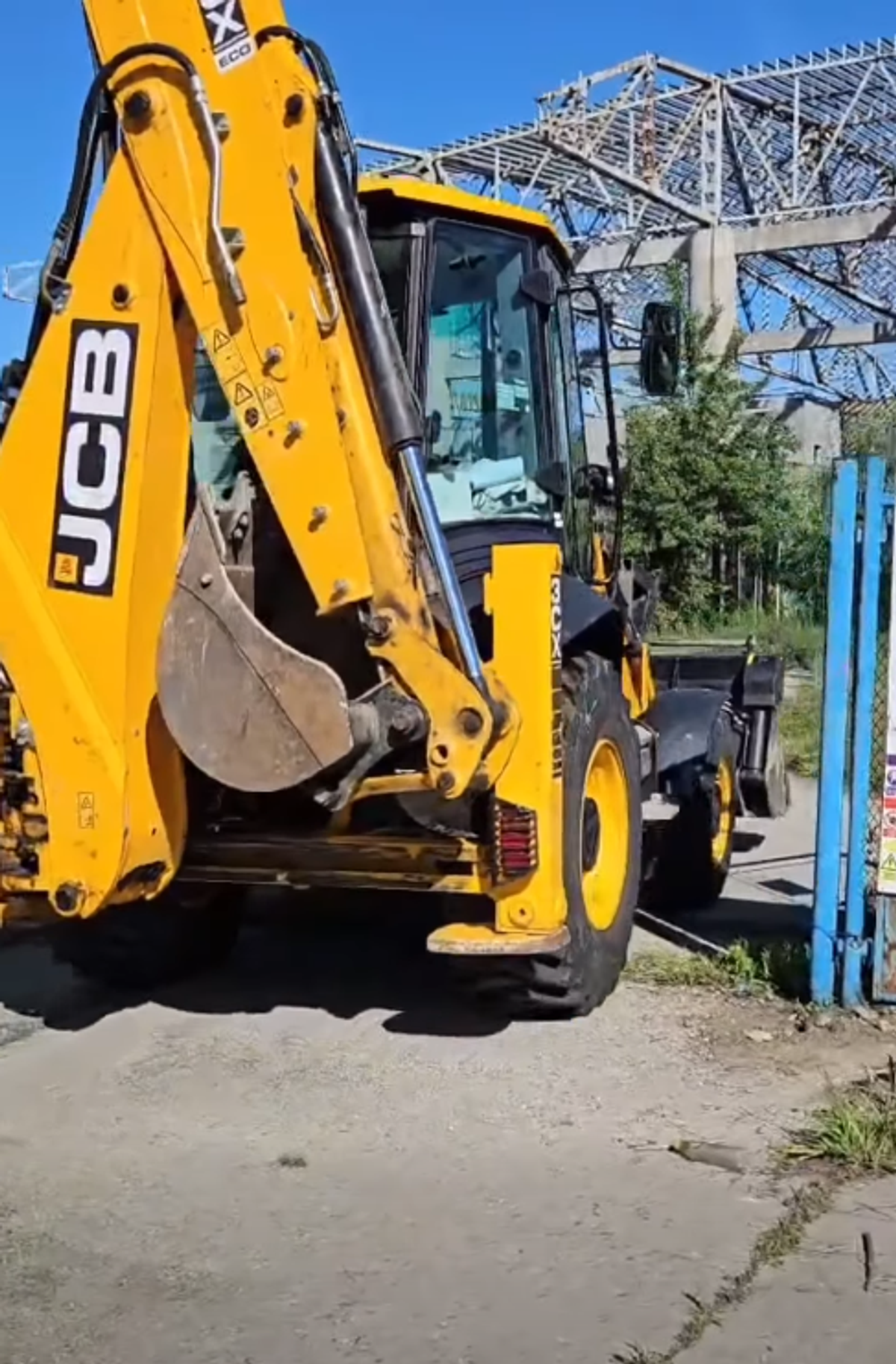 Lucrările la Sala Polivalentă din Slatina au fost reluate oficial