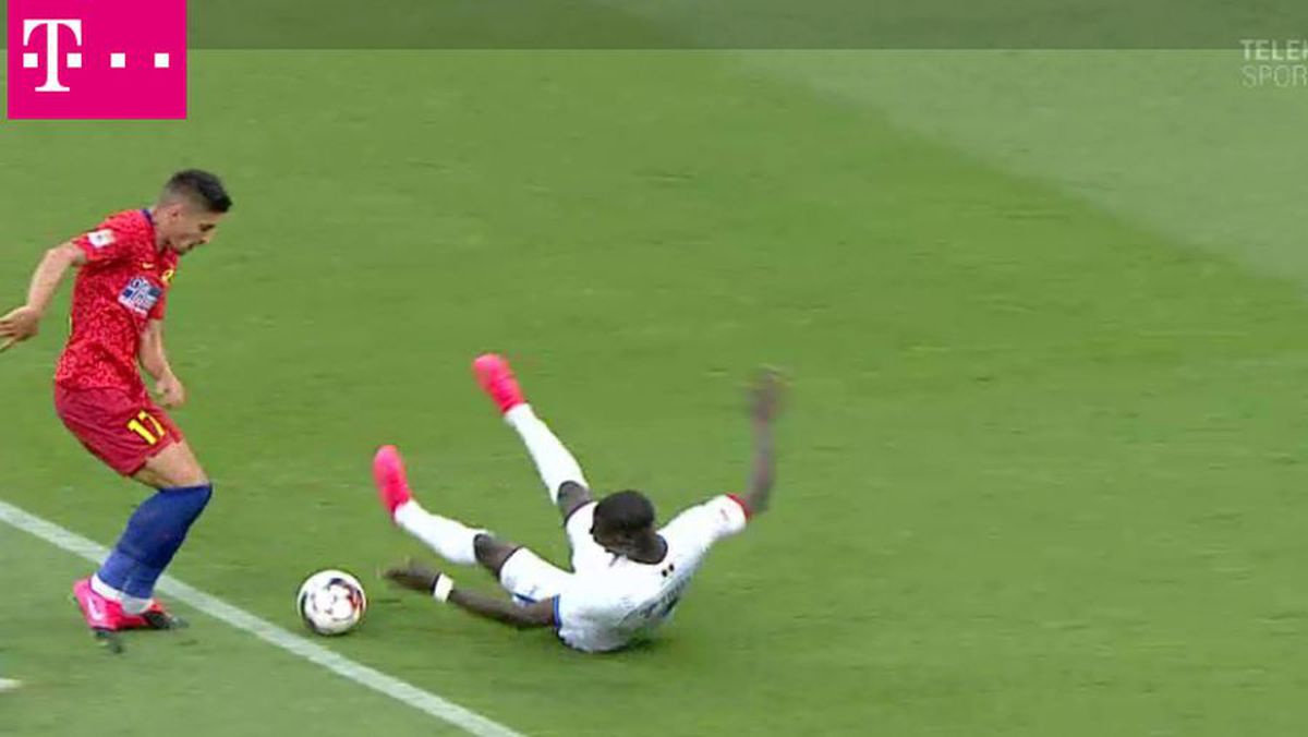 FCSB - BOTOȘANI.  Iulian Cristea, eliminat în debutul partidei!