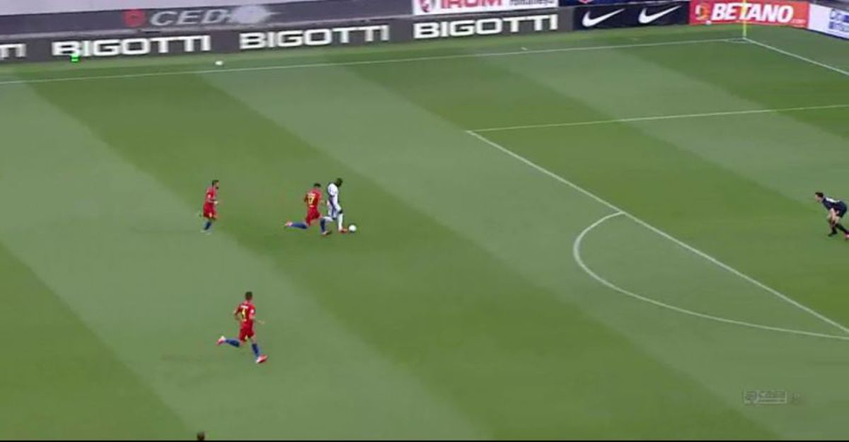 FCSB - BOTOȘANI.  Iulian Cristea, eliminat în debutul partidei!