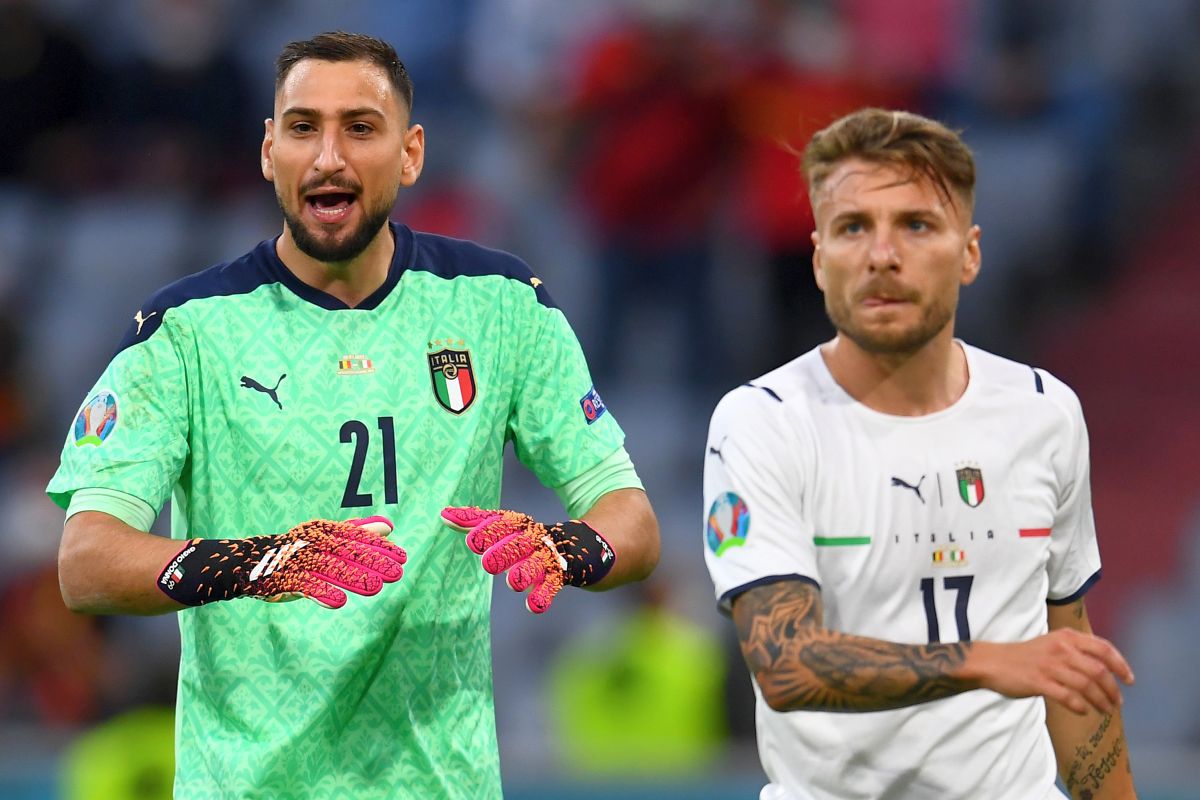 Ultima modă printre goalkeeperi? Donnarumma a purtat niște mănuși speciale în victoria Italiei cu Belgia