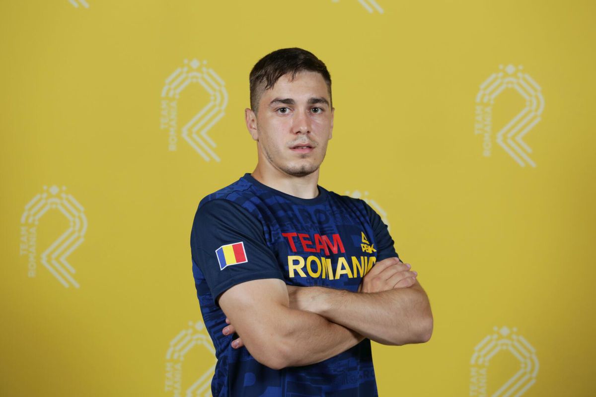 România U23 s-a fotografiat în echipamentul olimpic » Imagini inedite surprinse la Mogoșoaia