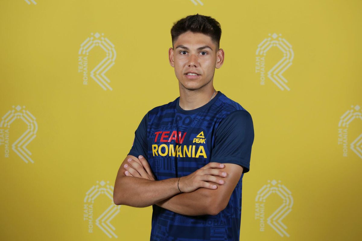 România U23 s-a fotografiat în echipamentul olimpic » Imagini inedite surprinse la Mogoșoaia