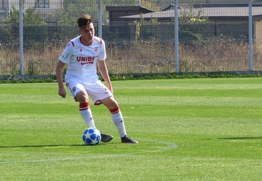 10 mii de euro este cota lui Giafer pe transfermarkt Criza se adâncește la Dinamo » Cum poate arăta primul „11”: „câinii” apelează pe un post-cheie la un junior, debutant în Liga 1