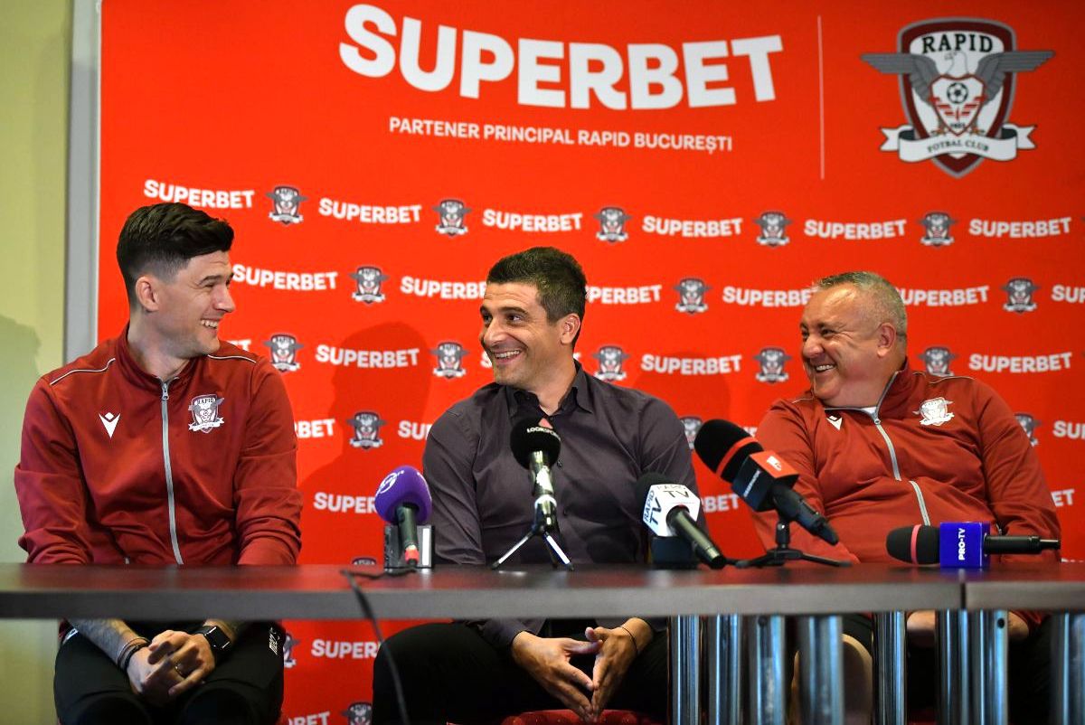 Show la conferința de prezentare a lui Săpunaru și Morais: „Vorbește sau te amendez!”