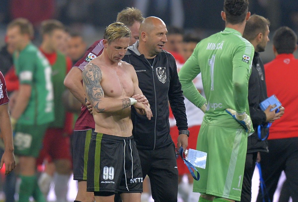 Reacția lui Vasile Miriuță, după ce un stadion întreg i-a cerut demisia: „Atunci, voi pleca!”