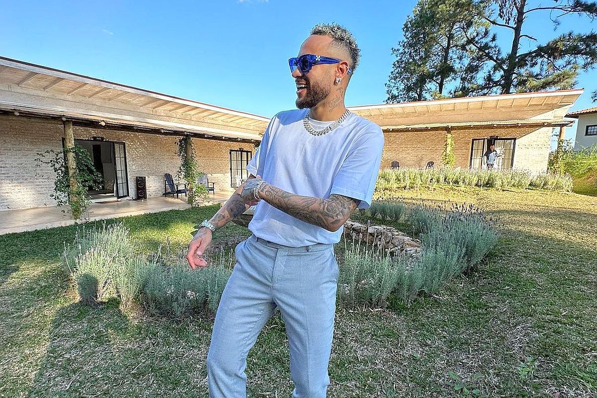 Neymar, amendat cu 3,3 milioane $! Ce a făcut atacantul brazilianul și de ce a fost sancționat în țara lui