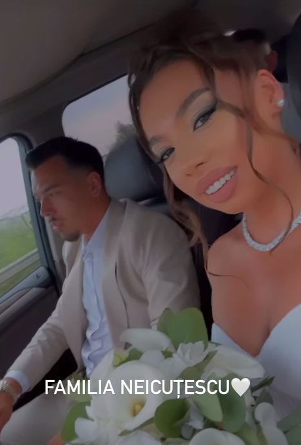 WAGs pe Ghencea » Show în tribună: cum s-au pozat „rivalele” la meciul Stelei