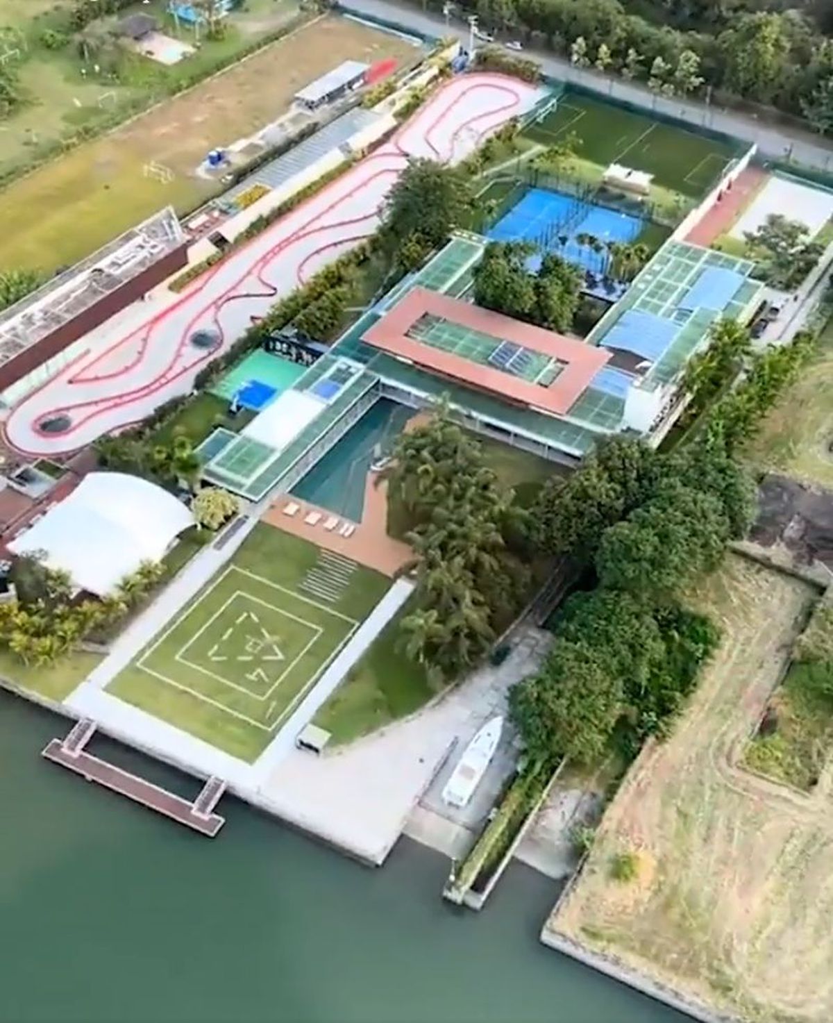 Neymar, amendat cu 3,3 milioane $! Ce a făcut atacantul brazilianul și de ce a fost sancționat în țara lui