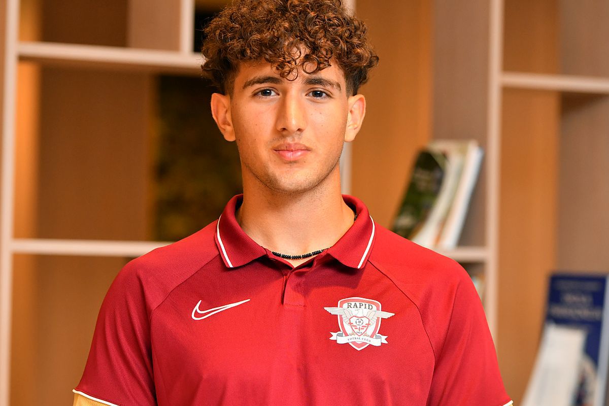 „Spunea și Emil Cioran...”  » Interviu cu „filosoful” transferat de Rapid: „«Idiotul» și «Crimă și pedeapsă» sunt cărțile mele preferate»”