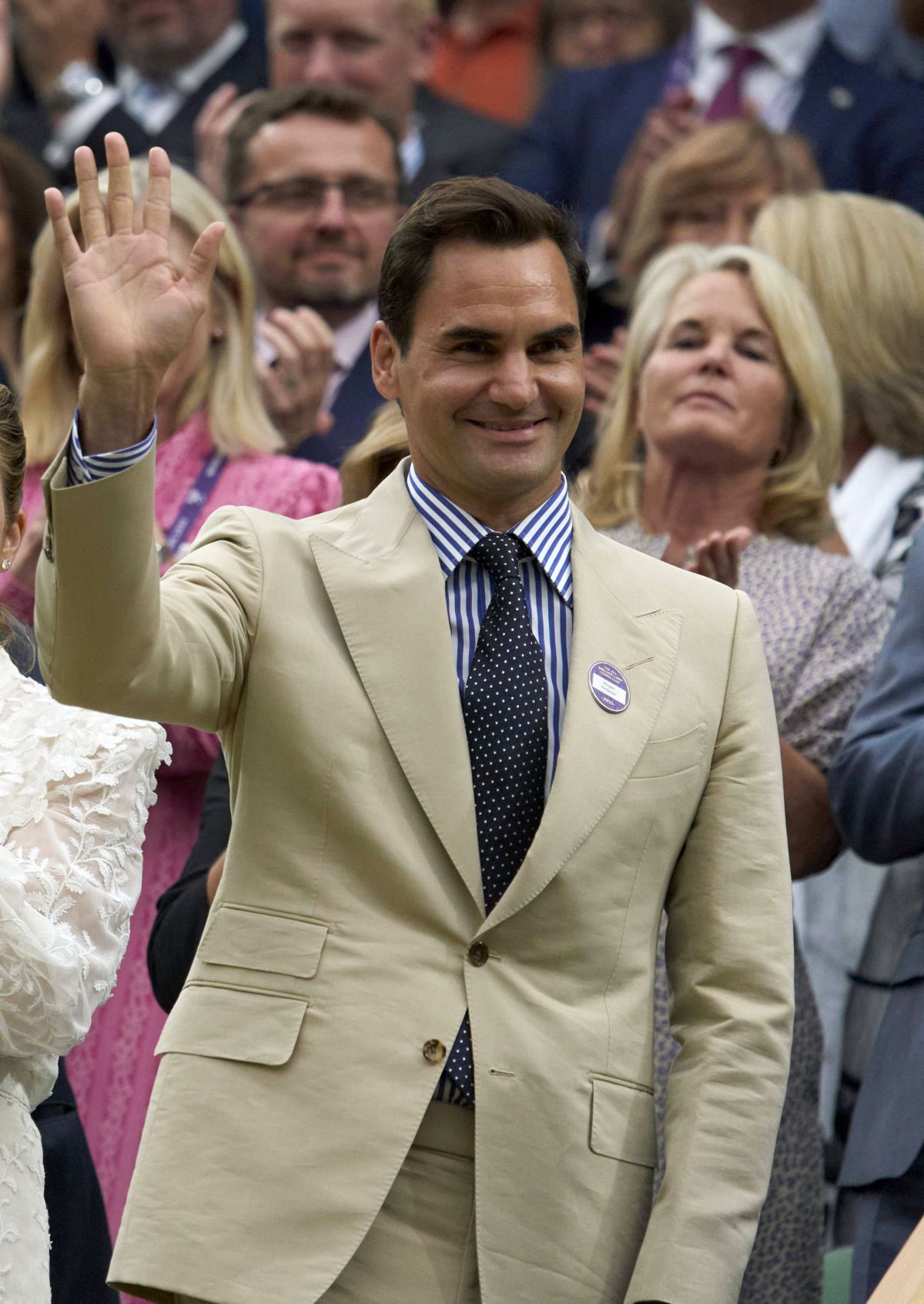 Roger Federer a revenit la Wimbledon » Cum a fost primit pe Terenul Central