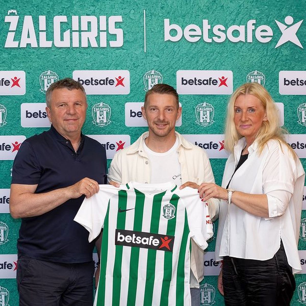 Liviu Antal, de pe ultimul loc direct în Liga Campionilor! Transfer neașteptat: „Bine ai revenit!”