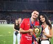 Toate iubitele pe gazon! Imagini de colecție: fotbaliștii celor de la FCSB au sărbătorit alături de partenere triumful din Supercupă » Momente superbe cu familiile lui Pintilii și Charalambous