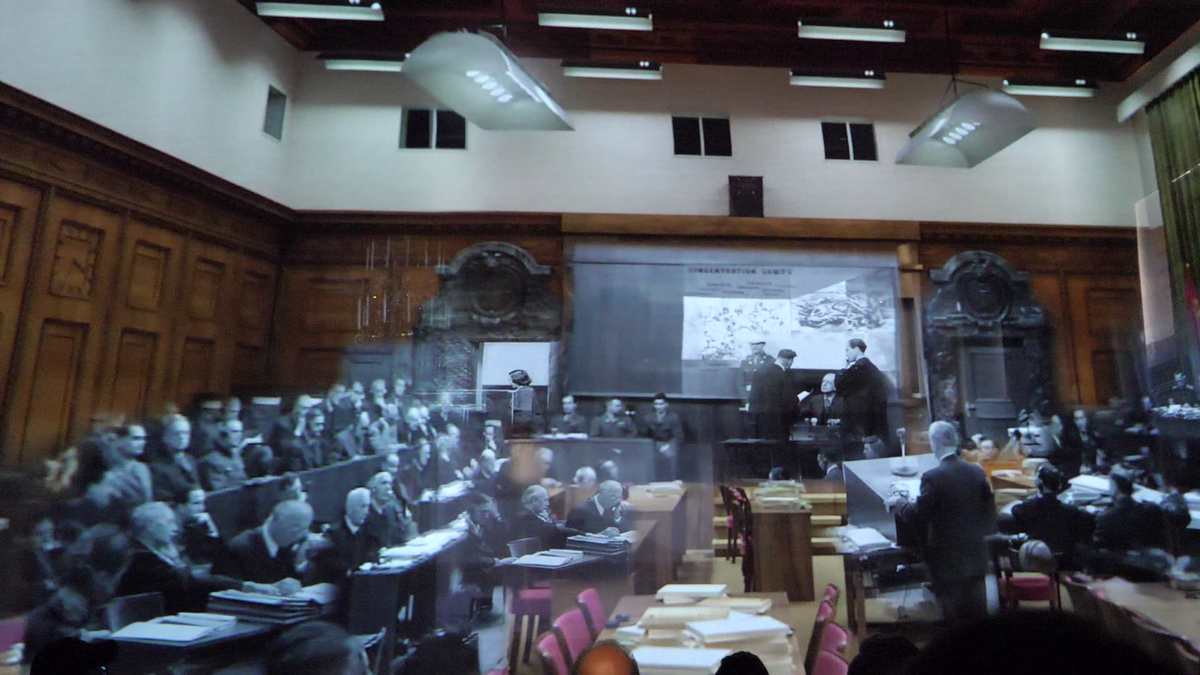 GSP a vizitat Sala 600, în care a avut loc celebrul proces de la Nürnberg! » Tehnologia modernă care zguduie privitorii: „hologramele” lui Goering sau Ribbentrop, mulate pe scaunele goale