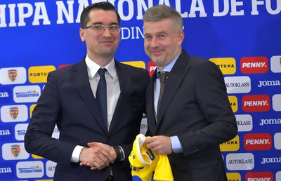 Răzvan Burleanu, veste de ultimă oră în privința lui Edi Iordănescu + Care e „Planul B”