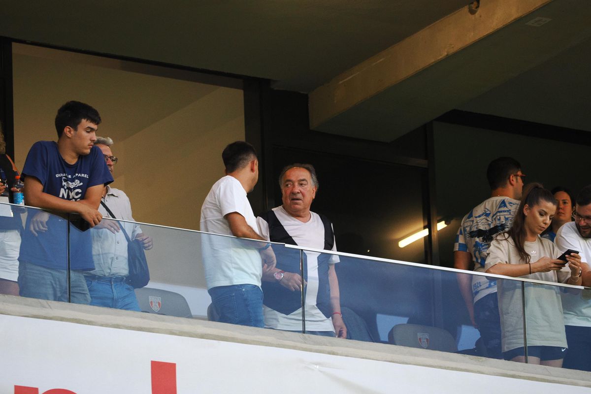 Peluza Sud și Peluza Nord, pentru prima dată față în față în Ghencea! Duel încins la Supercupa României » Mesajele afișate