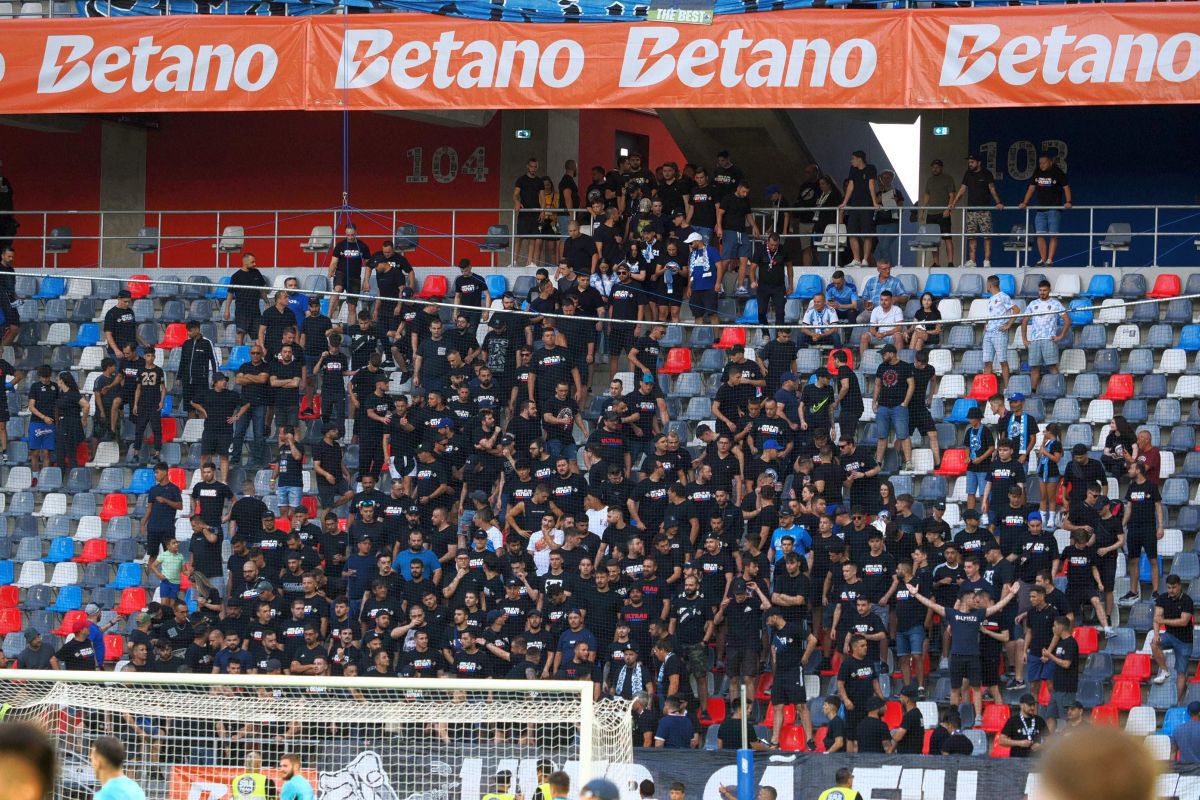 Momente violente în Ghencea! Ultrașii Stelei s-au încăierat cu jandarmii: de unde a pornit totul