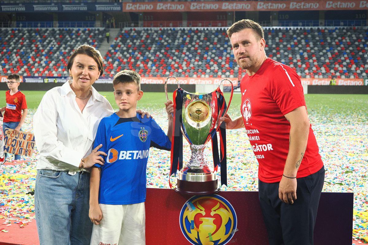 Fostul „câine” Daniel Popa, debut cu trofeu la FCSB » Întâlnire cu liderul galeriei: „Asta mi-a spus”