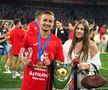 Imagini de colecție: fotbaliștii de la FCSB au sărbătorit alături de partenere triumful din Supercupa României