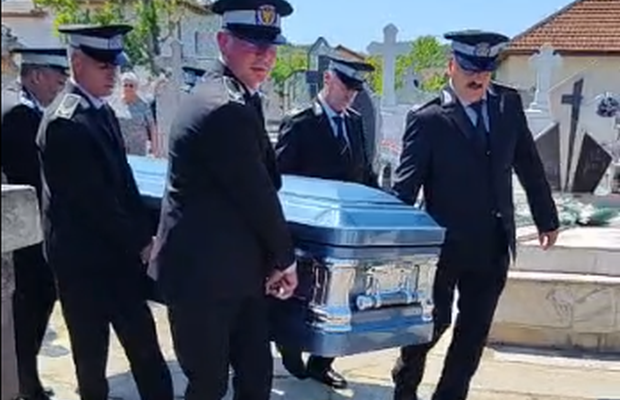 Moment emoționant la înmormântarea lui Mihai Leu » Preotul a citit mesajele pe care fostul mare campion le-a lăsat apropiaților