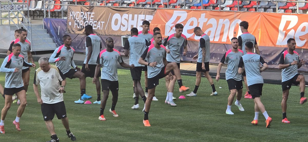 CFR Cluj, DECIMATĂ înaintea Supercupei cu FCSB: cinci absenți importanți + ce l-a șocat pe Dan Petrescu la stadionul „Steaua”