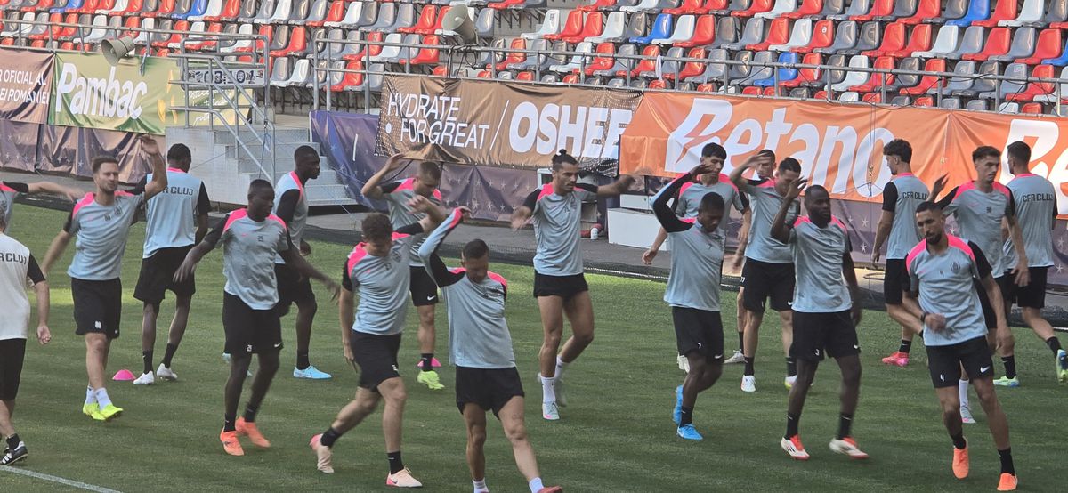 CFR Cluj, DECIMATĂ înaintea Supercupei cu FCSB: cinci absenți importanți + ce l-a șocat pe Dan Petrescu la stadionul „Steaua”