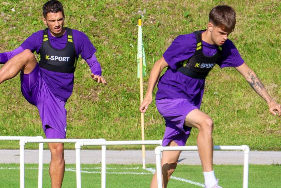 Patrick Dulcea, în dreapta, în cantonamentul desfășurat de piteșteni în Slovenia, în vara anului trecut / Sursă foto: Facebook@ FC Argeș Prima mutare la FC Argeș: vine să lupte pentru titularizare, după ce a convins în acest sezon