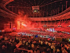 Arena Națională s-a transformat pentru Neversea Kapital! Imagini din prima zi a festivalului din București