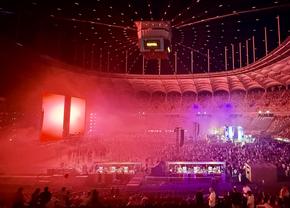 Campionul României a muncit în toneta cu mâncare, în prima zi de Neversea Kapital, pe Arena Națională