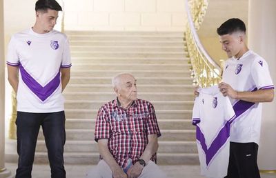 Clubul de tradiție din Superliga și-a prezentat noile echipamente într-un mod aparte