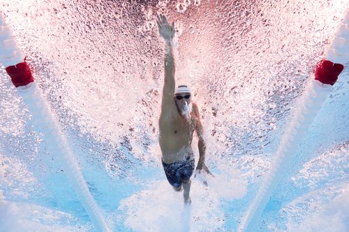 CORESPONDENȚĂ DIN SINGAPORE Debut perfect la Singapore! David Popovici, calificare cu primul timp în semifinalele la 200 m liber » Cursa e tot azi: ora și televizare