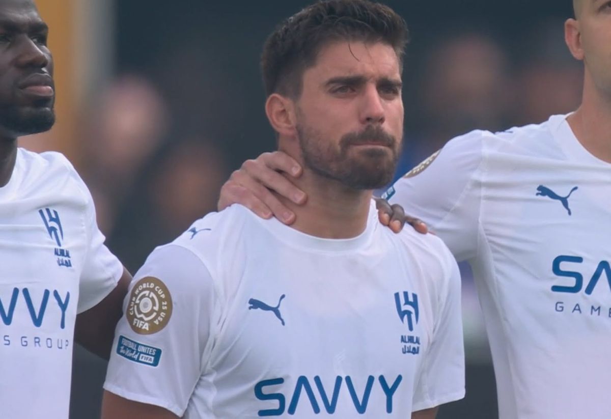 Neves și Cancelo, în lacrimi la momentul de reculegere în memoria lui Jota