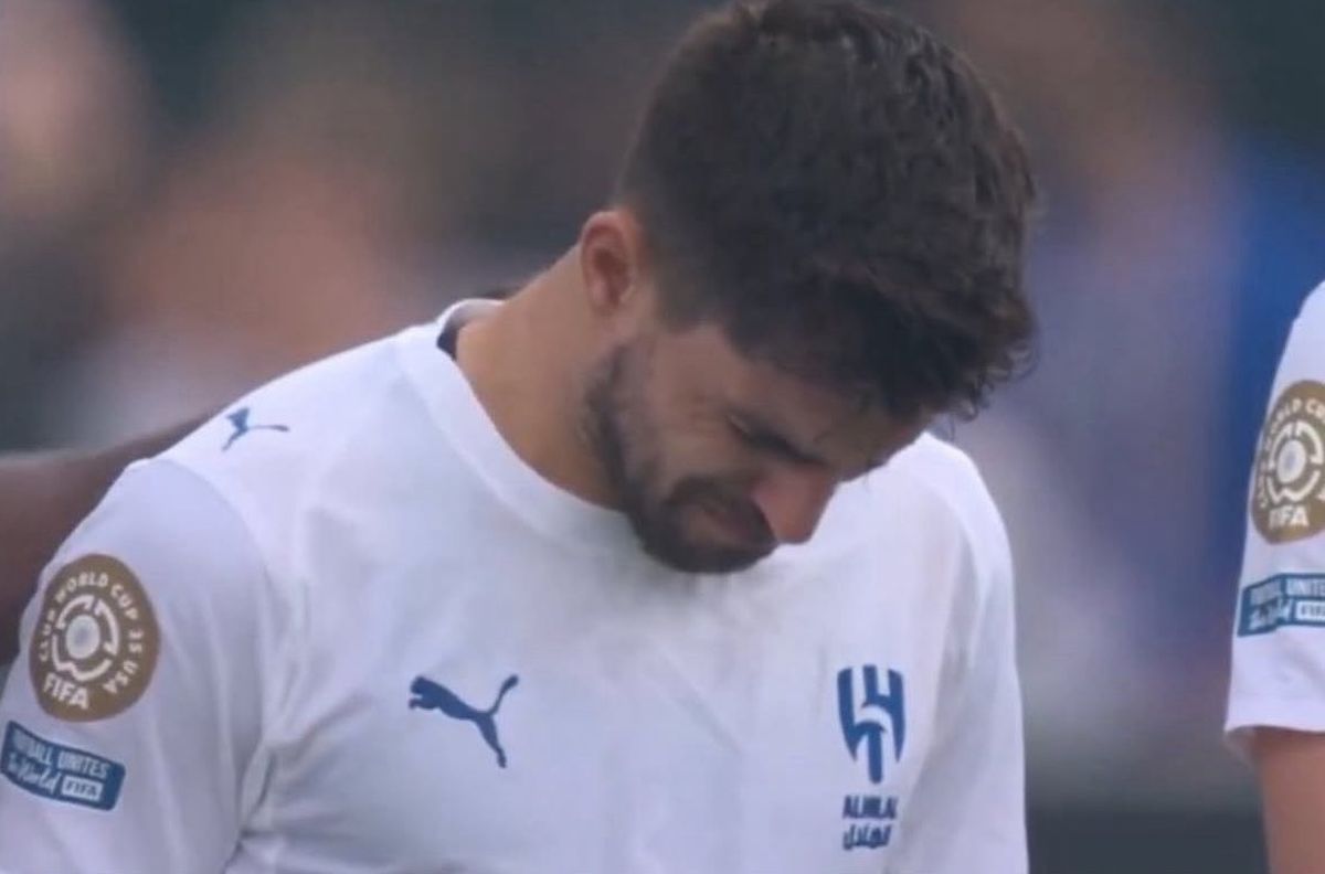 Neves și Cancelo, în lacrimi la momentul de reculegere în memoria lui Jota