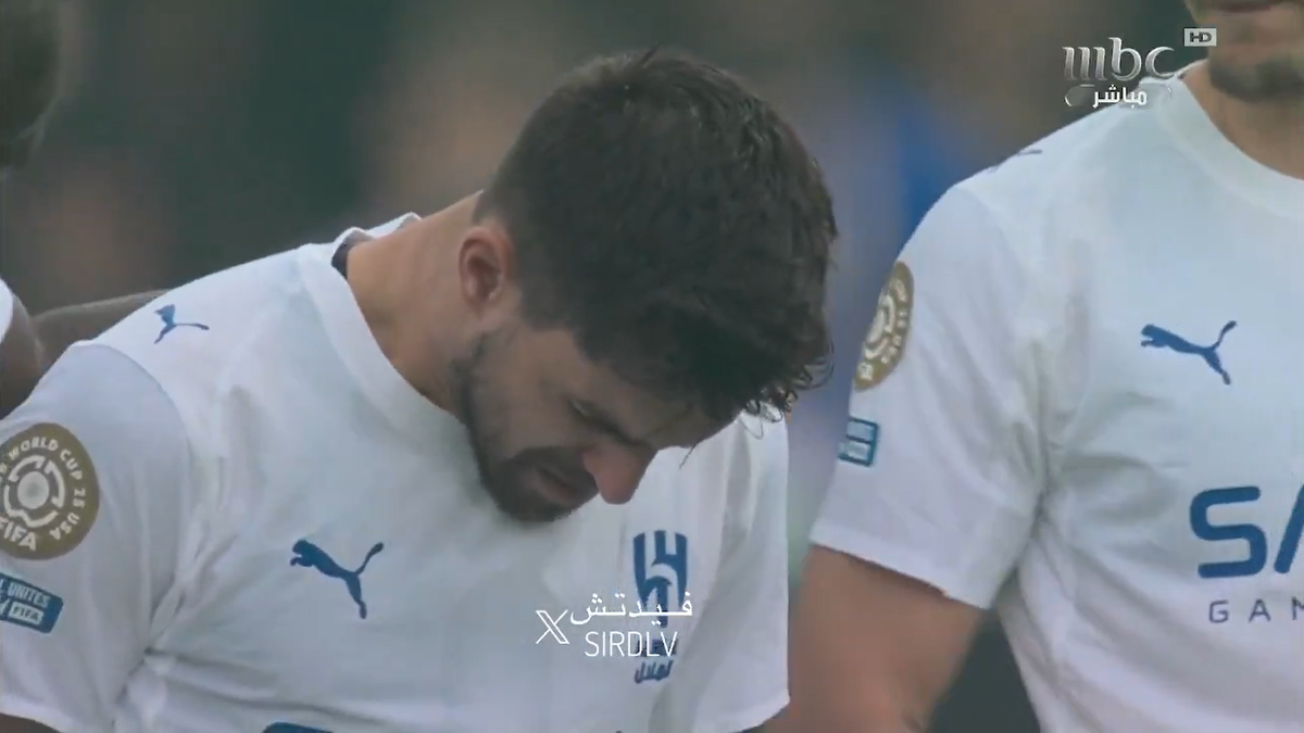 Neves și Cancelo, în lacrimi la momentul de reculegere în memoria lui Jota