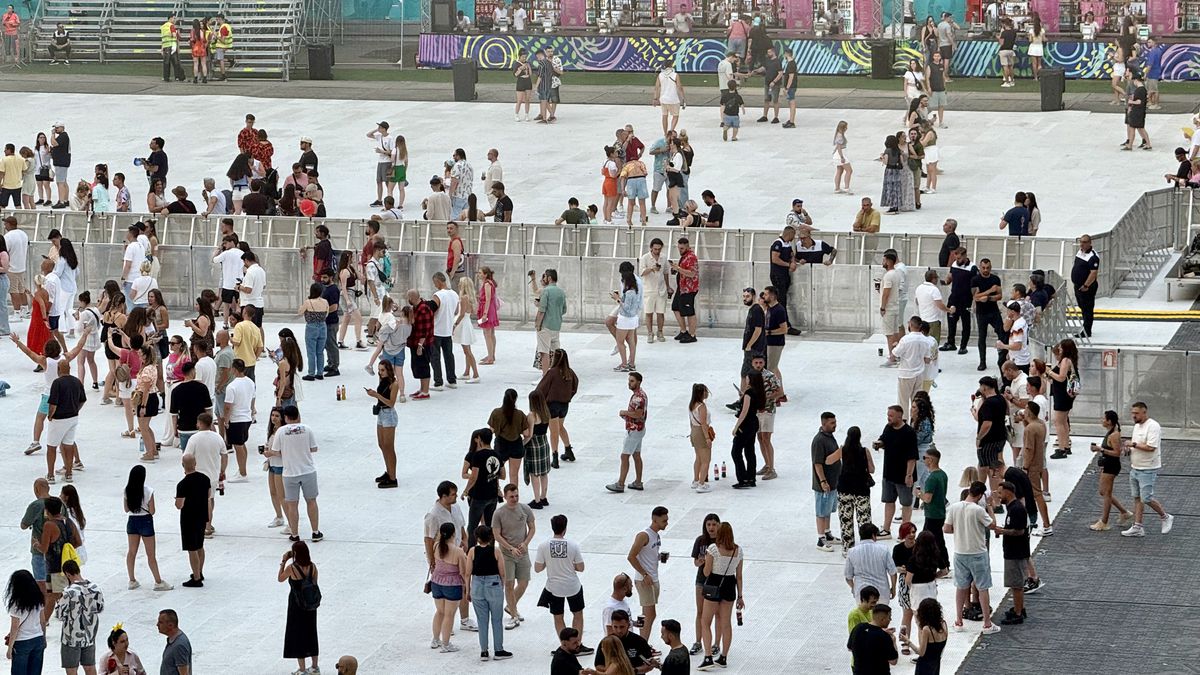 Arena Națională s-a transformat pentru Neversea Kapital! Imagini din prima zi a festivalului din București