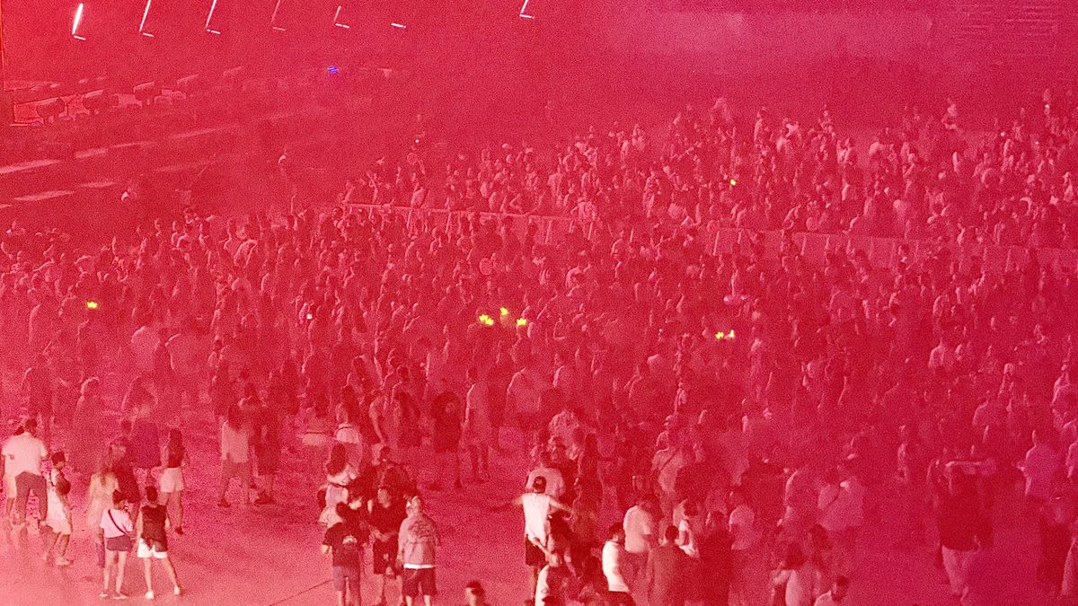 Arena Națională s-a transformat pentru Neversea Kapital! Imagini din prima zi a festivalului din București