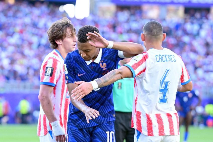 Kylian Mbappe, în Paraguay - Franța // FOTO: Imago Images