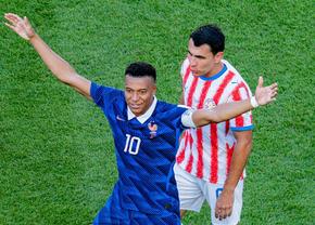 Imaginile care l-au transformat pe Mbappe în „inamicul numărul 1” în Paraguay! Ce s-a întâmplat după fluierul final