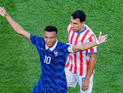 Imaginile care l-au transformat pe Mbappe în „inamicul numărul 1” în ...