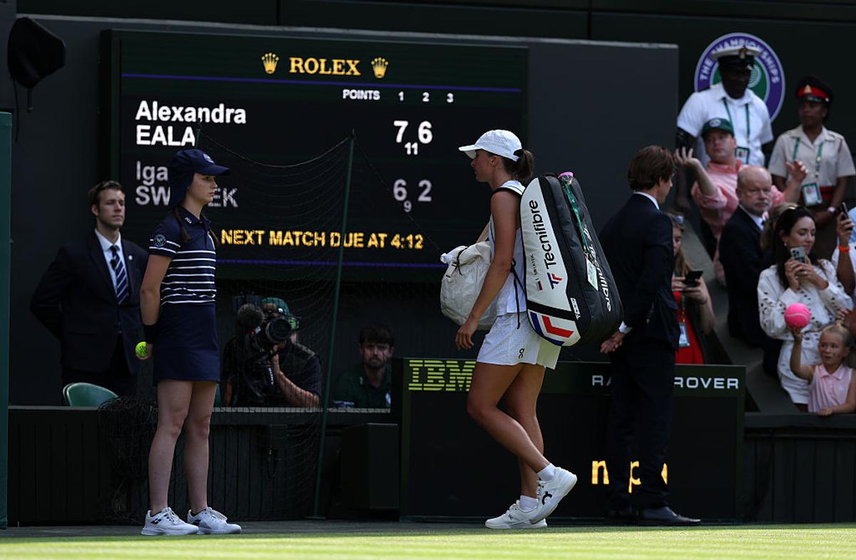 Alexandra Eala a învins-o pe Iga Swiatek la Wimbledon