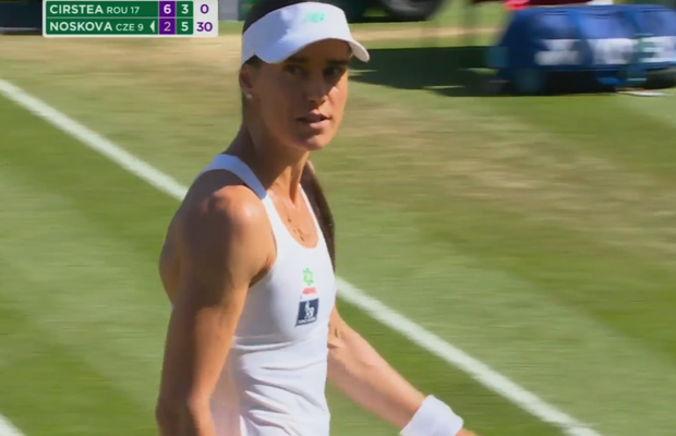 Moment INCREDIBIL! Sorana Cîrstea și-a jignit staff-ul în timpul meciului de la Wimbledon: „Lasă-mă în pace, sunteți niște inutili toți”
