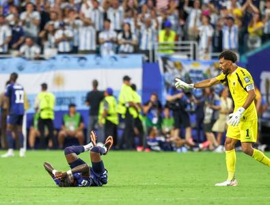 Imaginile care nu s-au văzut la TV! Gestul lui Vozinha, după Argentina - ...
