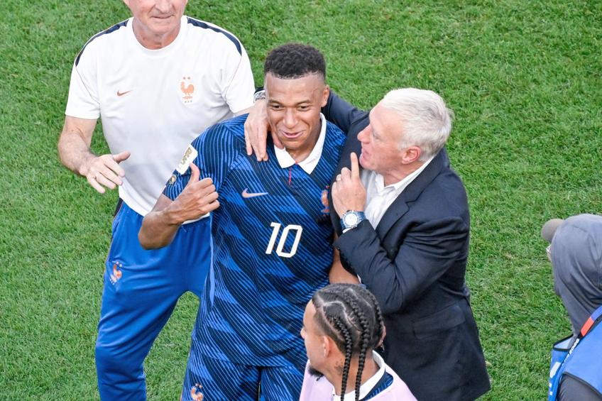 Kylian Mbappe și Didier Deschamps // FOTO: Imago Images