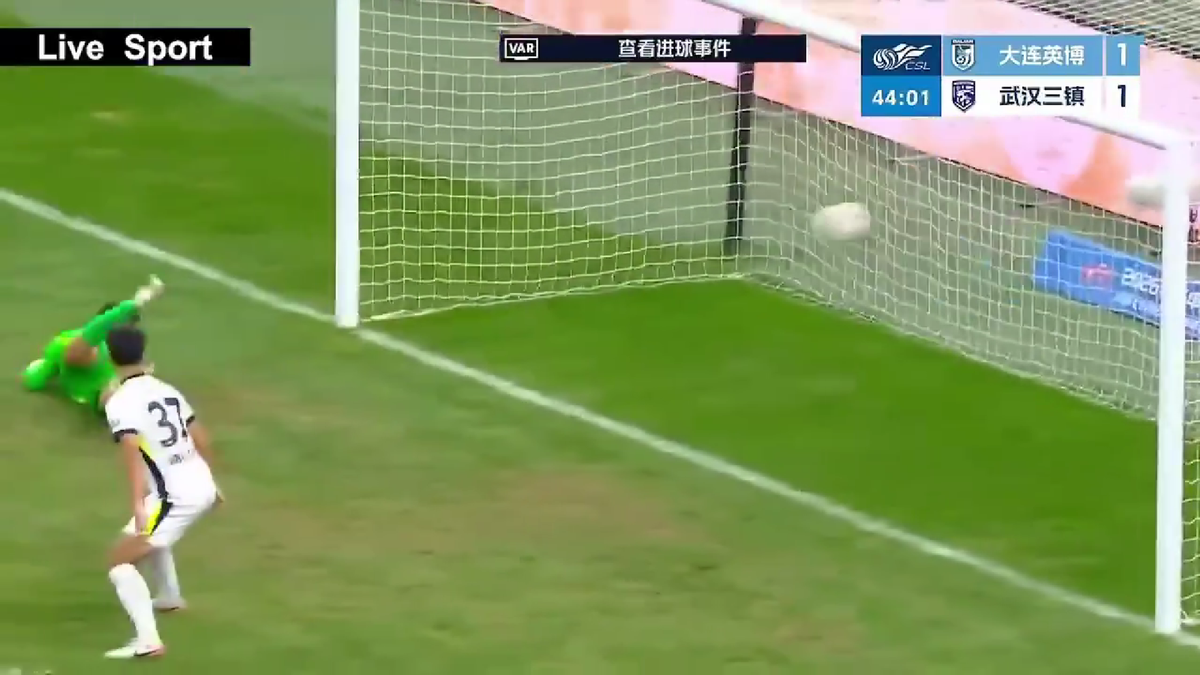 Nicolae Stanciu, din nou la gol în China